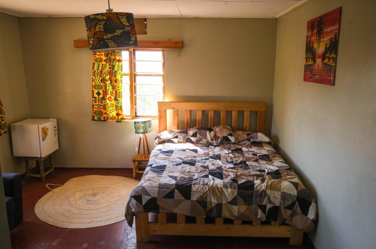Emmy'S Backpackers Hostel Иринга Экстерьер фото